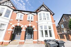 Spacious Apartments with Private Parking