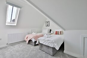 Spacious Apartments with Private Parking