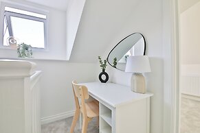 Spacious Apartments with Private Parking