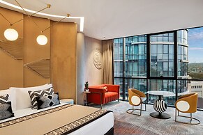 Paragraph Freedom Square, A Luxury Collection Hotel, Tbilisi