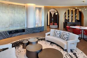 Paragraph Freedom Square, A Luxury Collection Hotel, Tbilisi