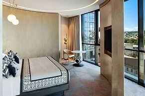 Paragraph Freedom Square, A Luxury Collection Hotel, Tbilisi