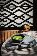 Paragraph Freedom Square, A Luxury Collection Hotel, Tbilisi