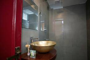 Swarga Heritage Hotel