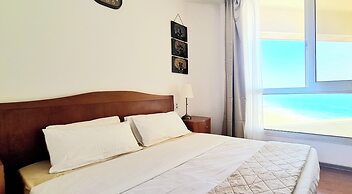 1007Go to Bat Yam Center