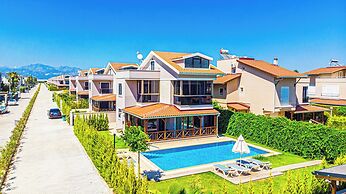 Paradise Town Villa Estella