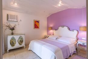 Excelente casa com piscina Armação