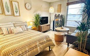 Stay-Smart Modern Travelodge