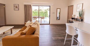 Les Voiles Blanches Tamarindo