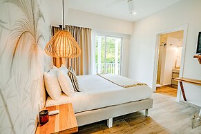 Les Voiles Blanches Tamarindo