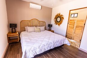 Les Voiles Blanches Tamarindo