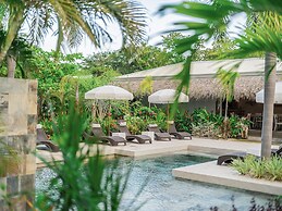 Les Voiles Blanches Tamarindo