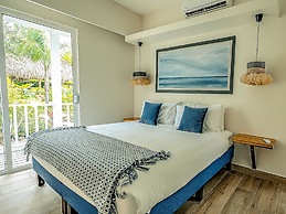 Les Voiles Blanches Tamarindo