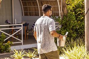 Les Voiles Blanches Tamarindo