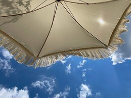 Les Voiles Blanches Tamarindo