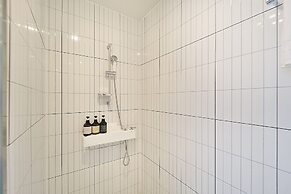 Browndot Busan Newport Signature