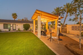 Ash & Ko Boutique Lodging