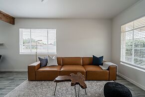 Ash & Ko Boutique Lodging