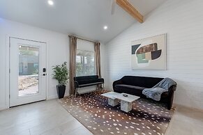 Ash & Ko Boutique Lodging