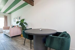 Ash & Ko Boutique Lodging