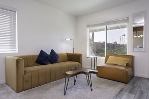 Ash & Ko Boutique Lodging