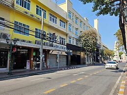 Baanpin Hotel and Cafe