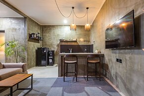 Modern Industrial VIP studio-Umalas