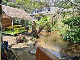 Inthanon Lao-Ju House