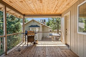 Fisherman's Cove Retreat - Game Room Included! by Yosemite Region Reso