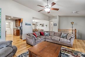 Fisherman's Cove Retreat - Game Room Included! by Yosemite Region Reso