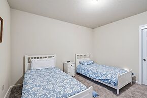 Fisherman's Cove Retreat - Game Room Included! by Yosemite Region Reso