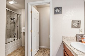 Fisherman's Cove Retreat - Game Room Included! by Yosemite Region Reso