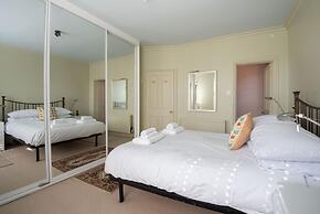 Picturesque Parsons Green