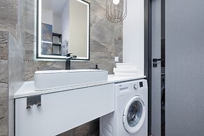 Porta Mare Studio With A/C by Renters