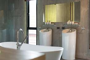 Grand Villa Cedrix in the Green Paradise