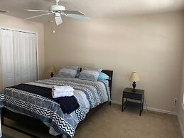 Grand Family House With Private Pool Near Disney Parks