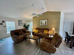 Grand Family House With Private Pool Near Disney Parks