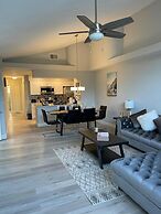 Grand Executive 3BD Condo Apartment Near Disney Parks 4