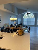 Grand Executive 3BD Condo Apartment Near Disney Parks 4