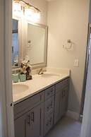 Grand Executive 3BD Condo Apartment Near Disney Parks 4