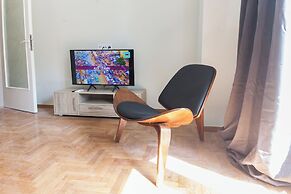 Brand New 2 Bd Apt in Pagrati w Balcony