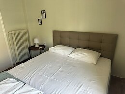 Brand New 2 Bd Apt in Pagrati w Balcony