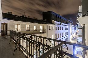 Lumina lux apart on Piotrkowska street