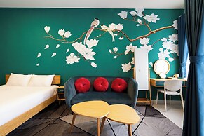 Otis Soho Saigon Balcony Apartment