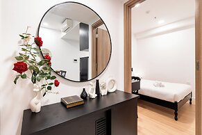 Otis Soho Saigon Balcony Apartment