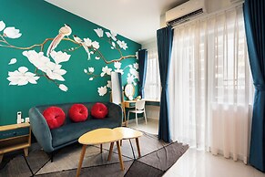 Otis Soho Saigon Balcony Apartment