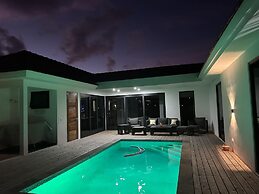 Brand New Immaculate 3-bed Villa in Grote Berg