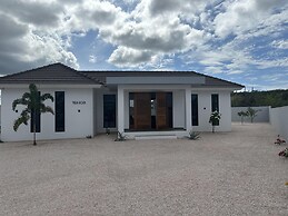 Brand New Immaculate 3-bed Villa in Grote Berg