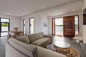 Brand New Immaculate 3-bed Villa in Grote Berg