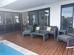 Brand New Immaculate 3-bed Villa in Grote Berg